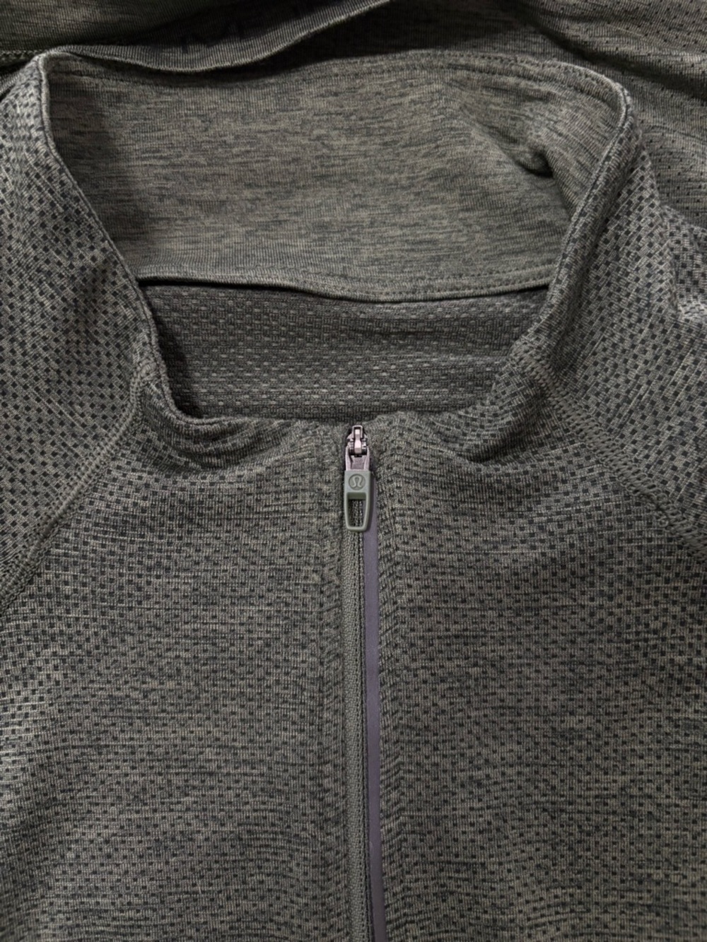 Lululemon Metal Vent Tech Half Zip 2.0 Rainforest Green Green Twill Size XL - Picture 6 of 7